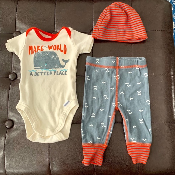 Gerber Other - Gerber Make The World a Better Place set. 0-3 m